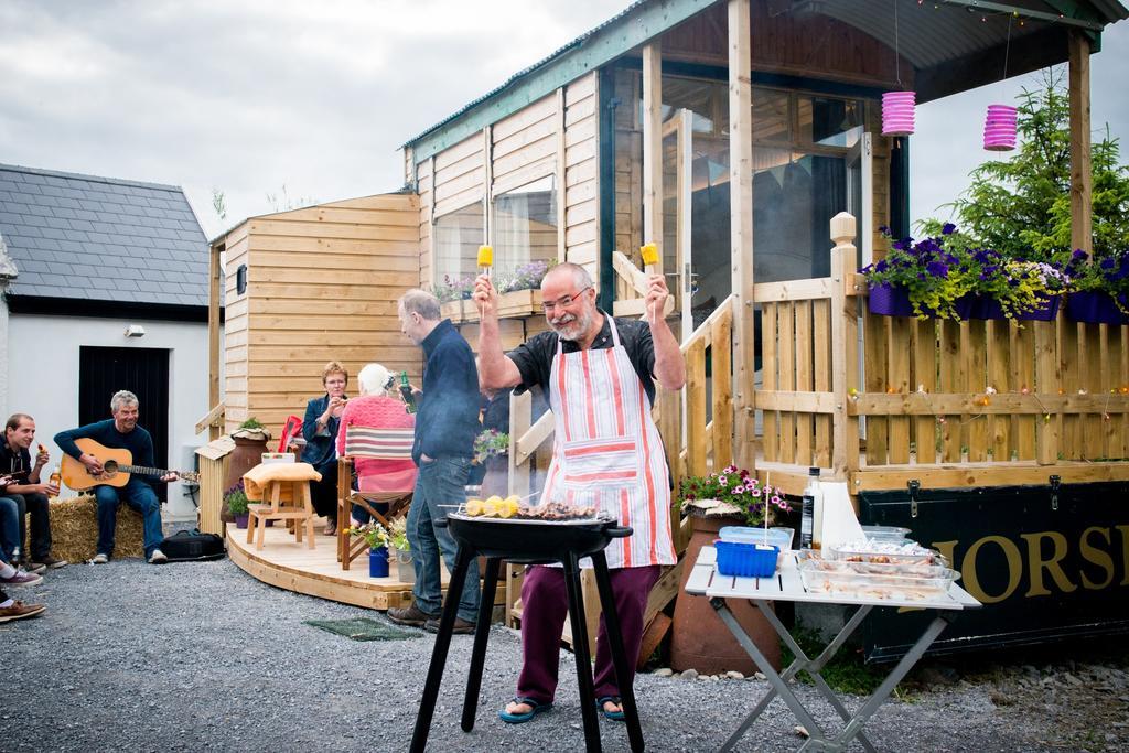 Вилла Burren Glamping Kilfenora Экстерьер фото