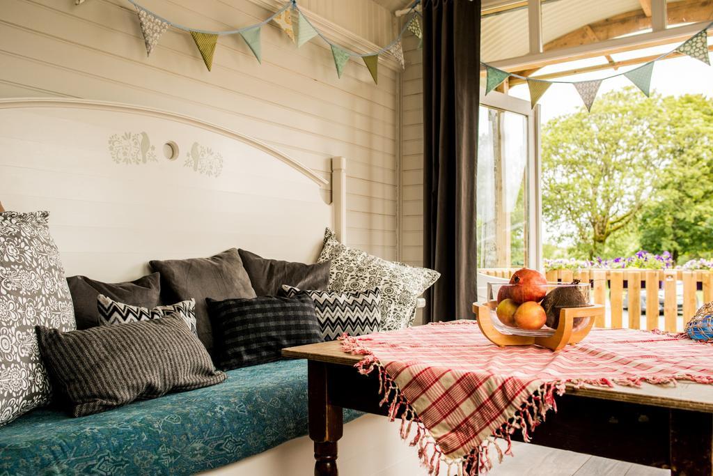 Вилла Burren Glamping Kilfenora Экстерьер фото